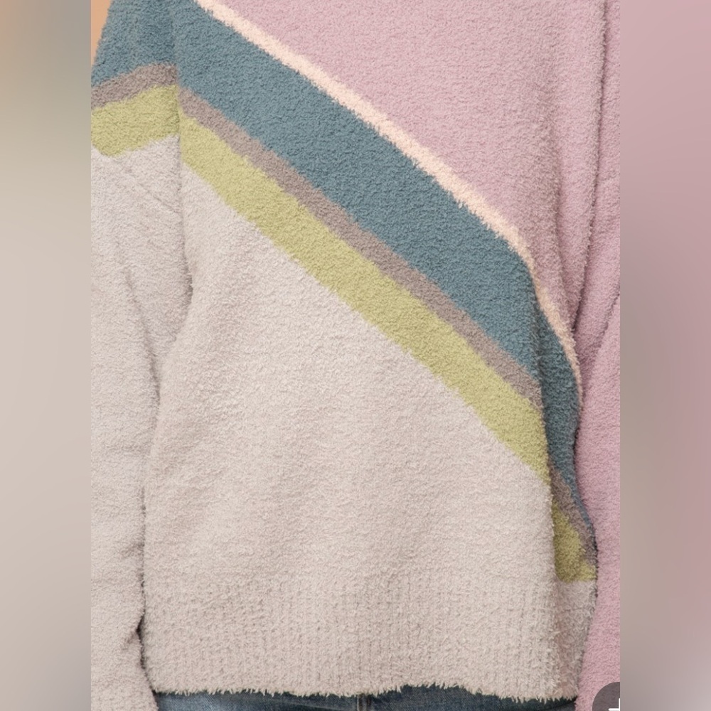 Hem & Thread Colorblock Cozy Sweater - Picture 4 of 4